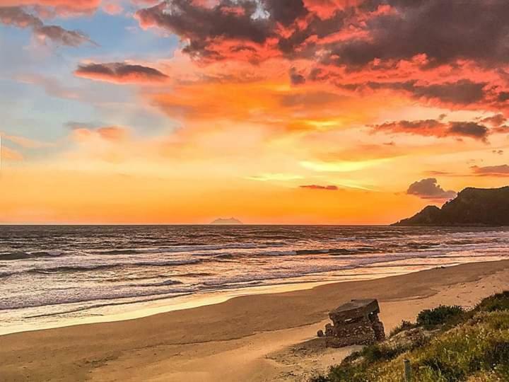 Bungalow Minonthebeach Gaeta Bagian luar foto