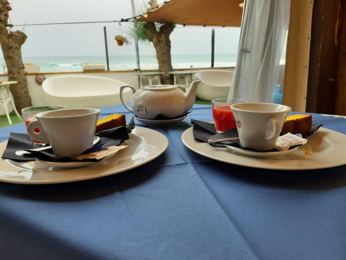 Bungalow Minonthebeach Gaeta Bagian luar foto